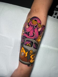 Tatuaje New School. Brian rojas @crimen_tattoo